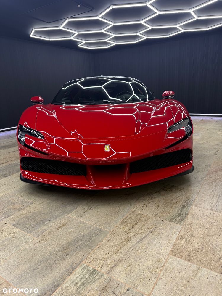 Ferrari SF90 Stradale - 18