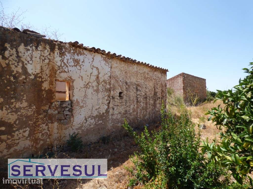Propriedade próximo de Silves com duas casas em Pedra para reconstr... - Grande imagem: 4/29