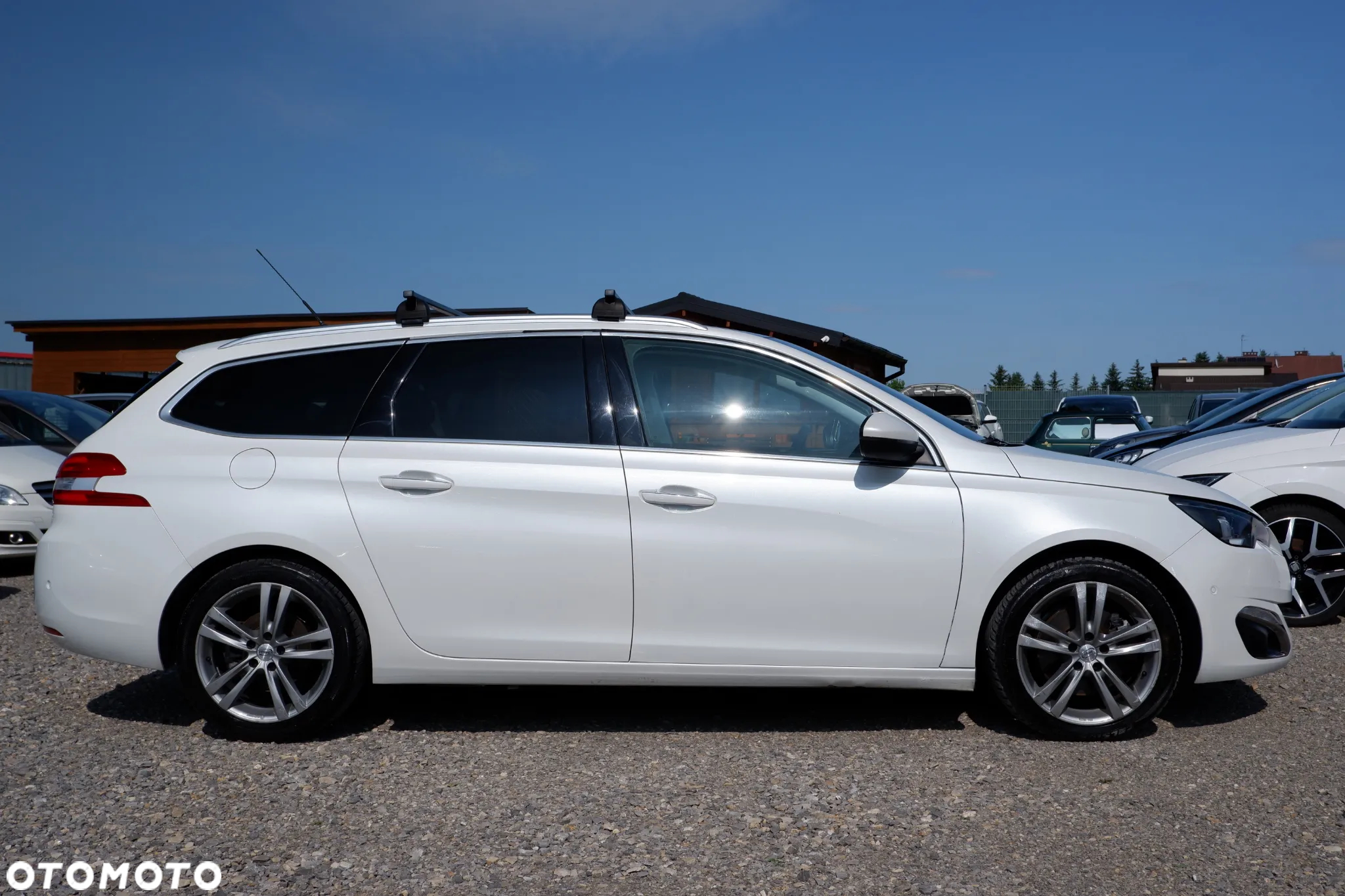 Peugeot 308 SW BlueHDi 150 Automatik Stop & Start Allure - 34