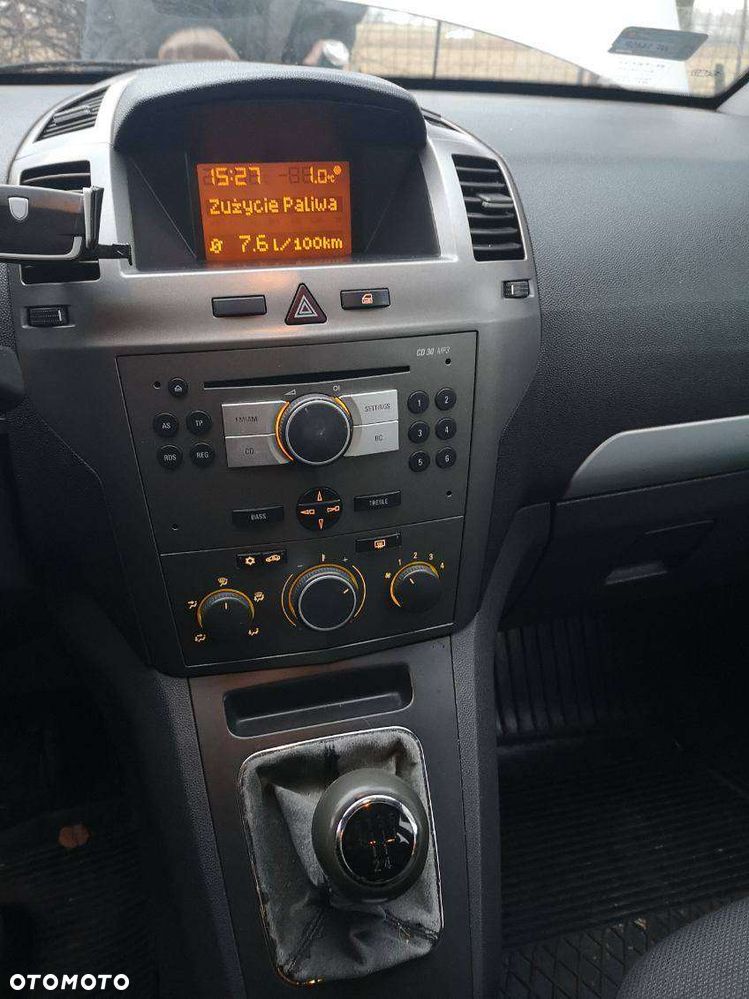 Opel Zafira 1.6 - 14