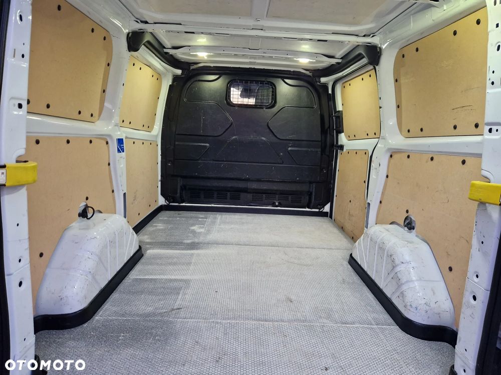 Ford Transit Custom - 28
