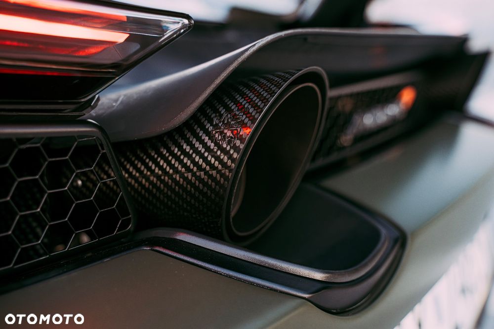 McLaren 720S Coupe - 22