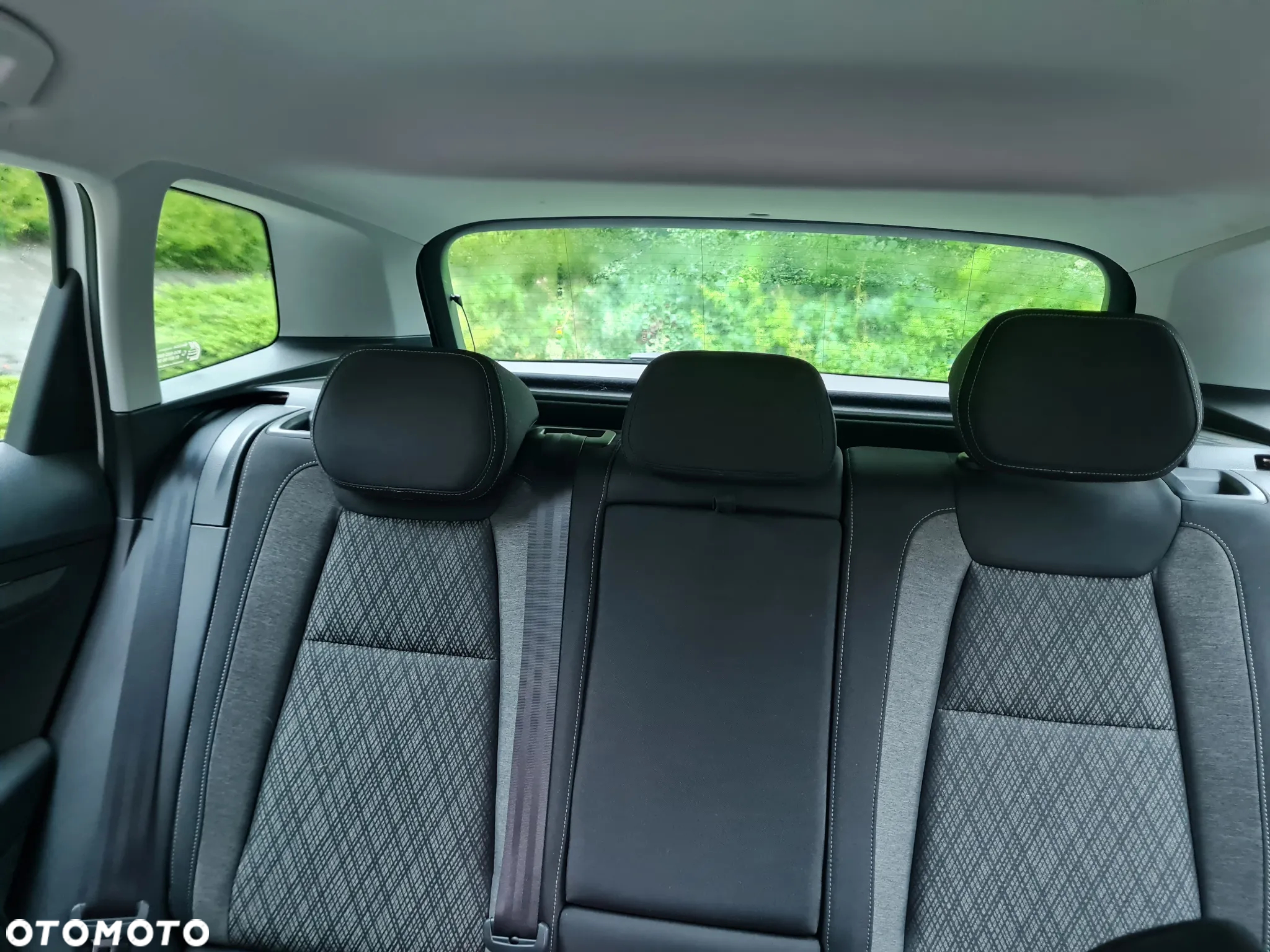 Skoda Karoq 1.5 TSI ACT 4x2 Style DSG - 6