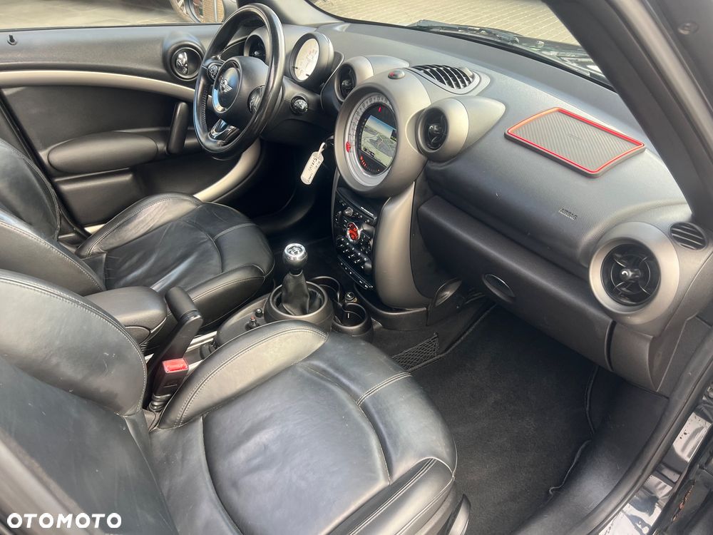 MINI Countryman - 25