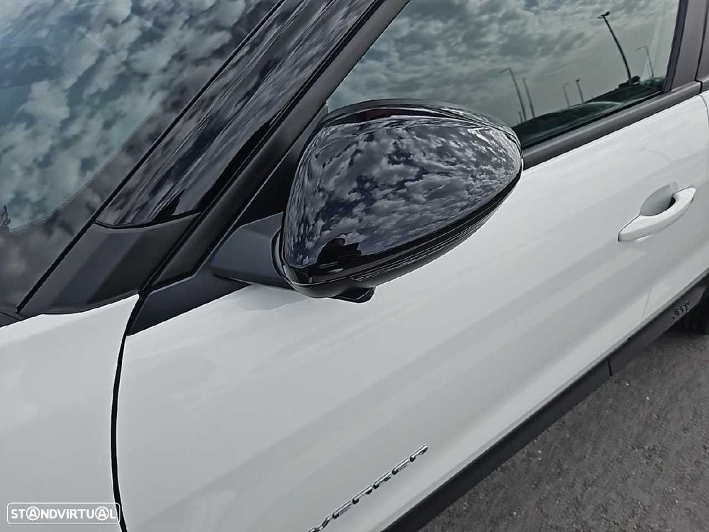 Jeep Avenger 1.2 GSE T3 Summit - 14