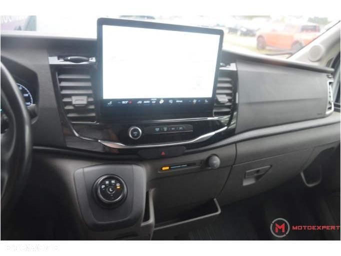 Ford Transit - 13