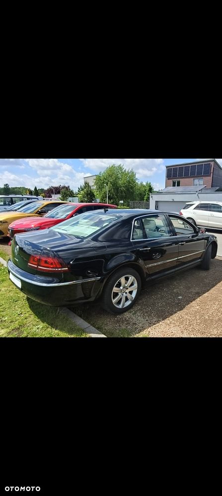 Volkswagen Phaeton - 4