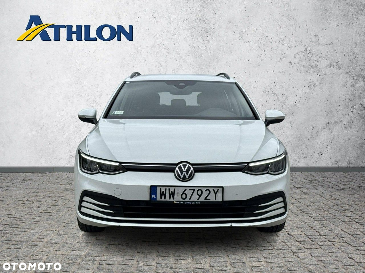 Volkswagen Golf - 8