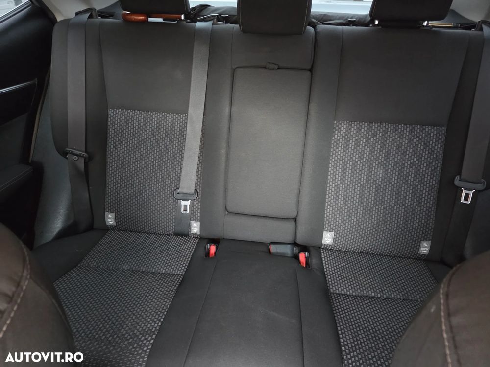 Toyota Corolla 1.6 Valvematic Luna - 13