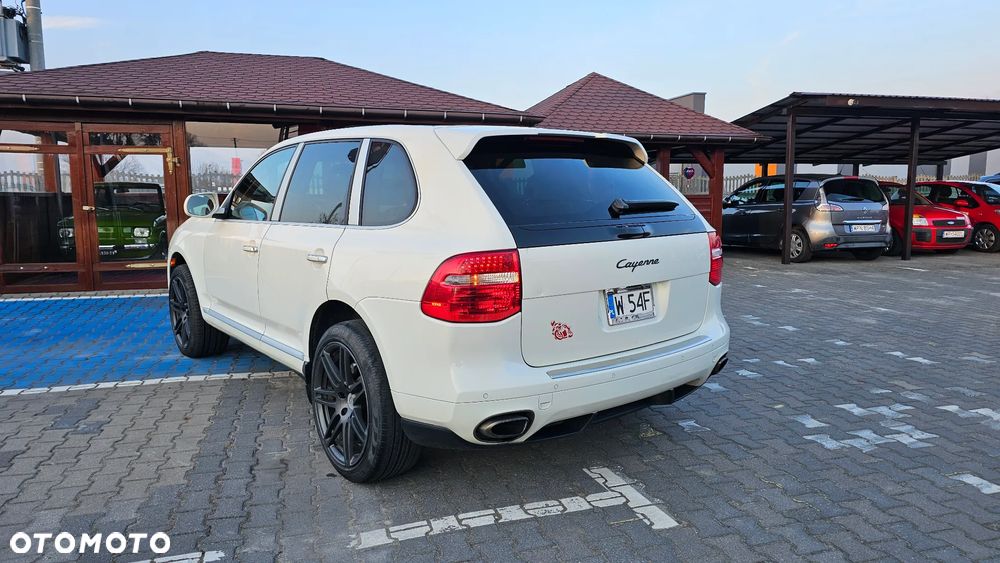 Porsche Cayenne - 17