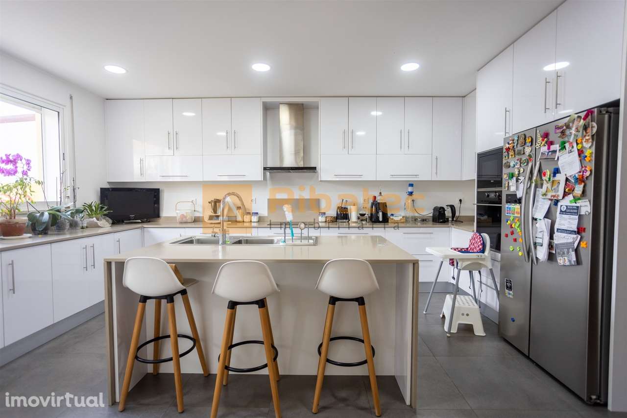 Moradia T5 em Alpiarça - Grande imagem: 3/37