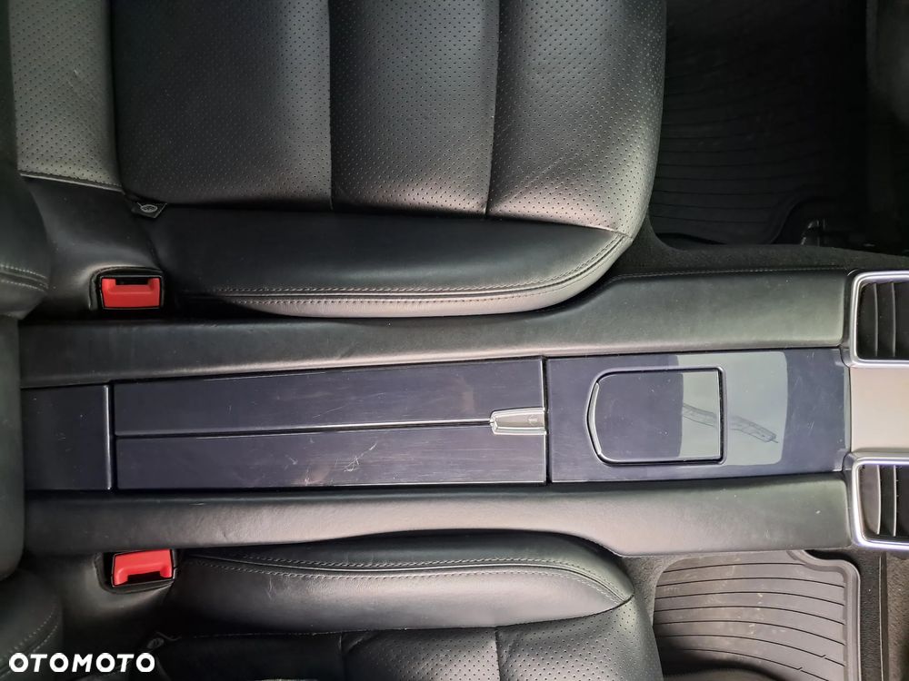 Porsche Panamera 4 PDK - 29