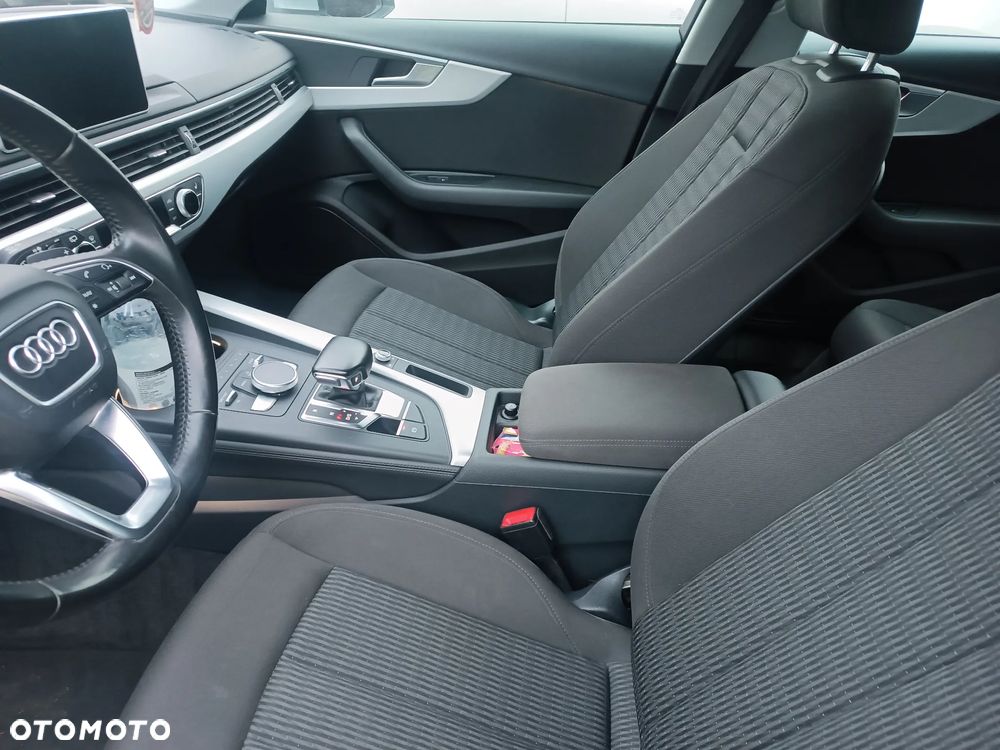Audi A4 - 16
