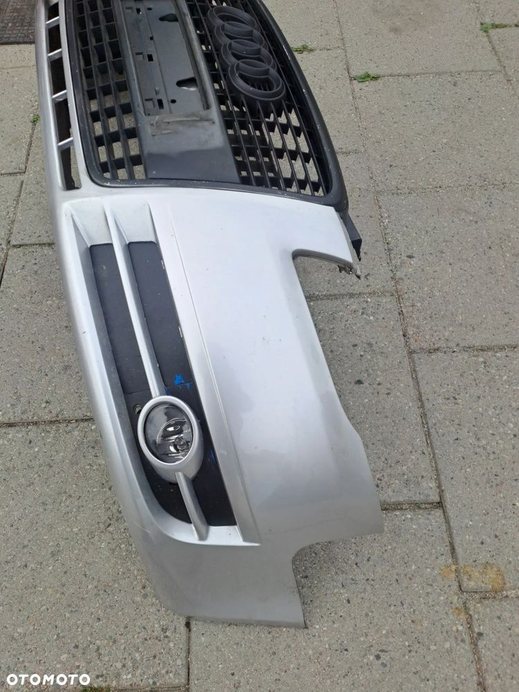 Audi A4 B7 zderzak przedni kompletny kod lakieru LY7W - 8