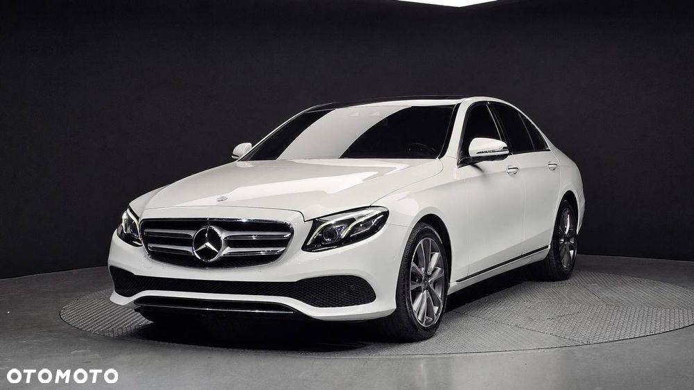 Mercedes-Benz Klasa E 300 9G-TRONIC Avantgarde - 2