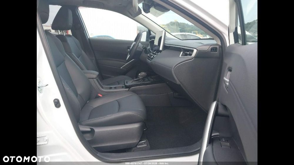 Toyota Corolla Cross - 9