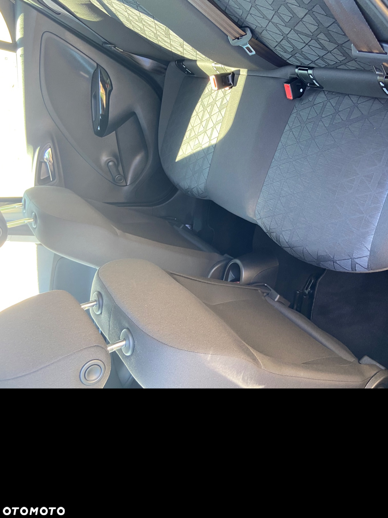 Opel Corsa 1.4 120 Jahre - 16