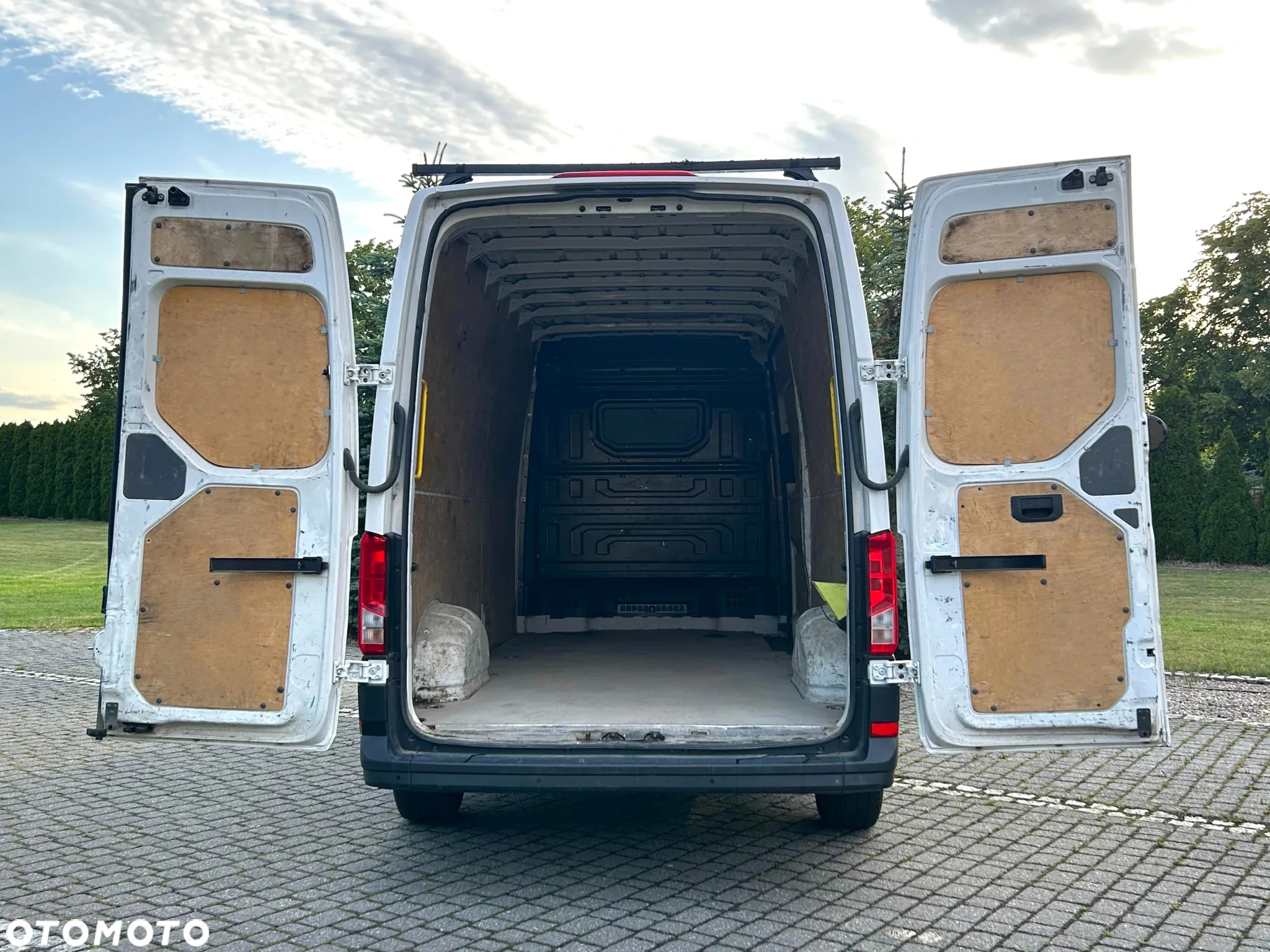 Volkswagen Crafter - 10