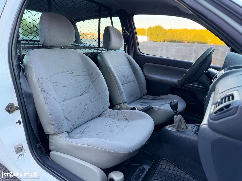 Renault Clio 1.5 DCI - 9