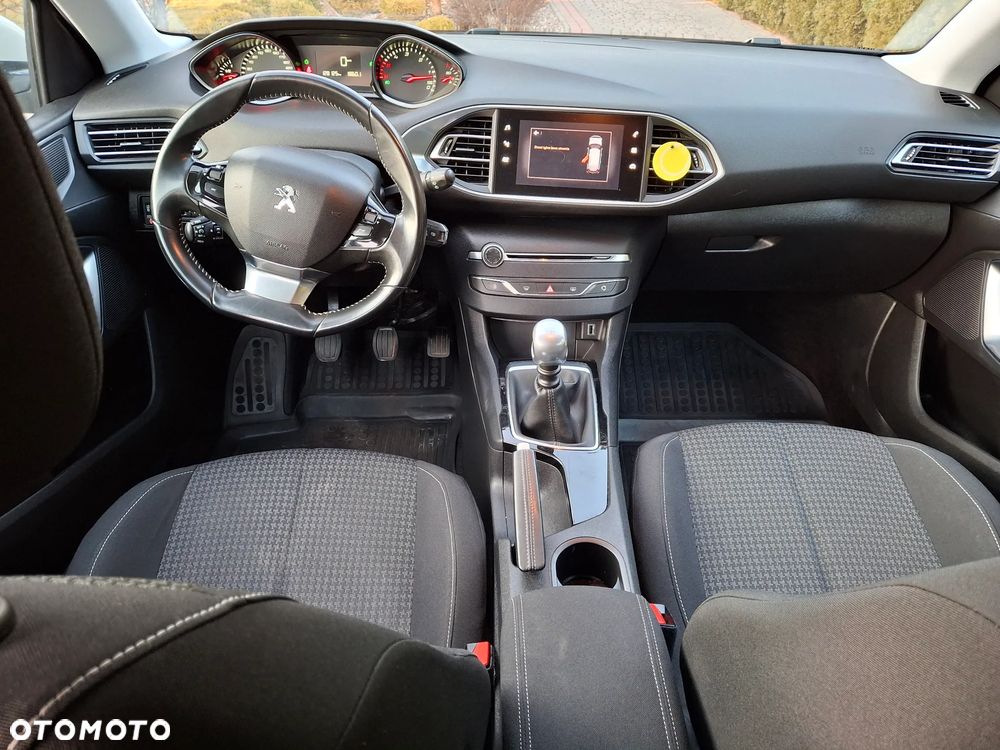 Opel Astra 1.6 CDTI Enjoy S&S - 12