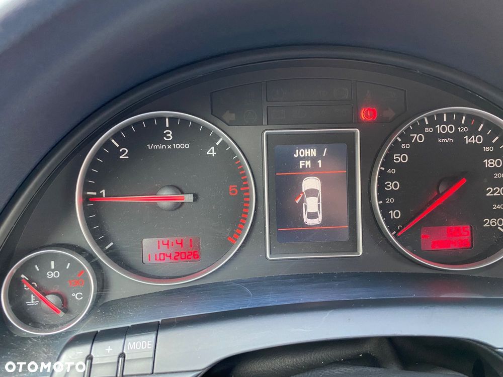 Audi A4 Avant 1.9 TDI Quattro - 12