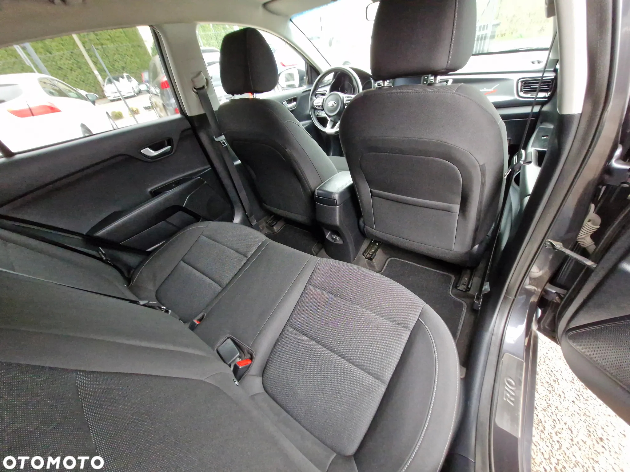 Kia Rio 1.4 crdi Business Line - 18