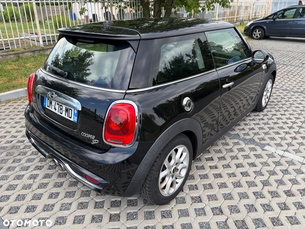 MINI Cooper SD - 2