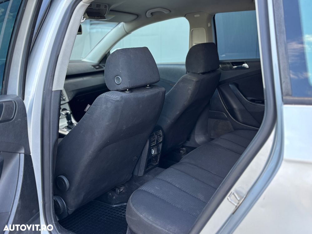 Volkswagen Passat - 10