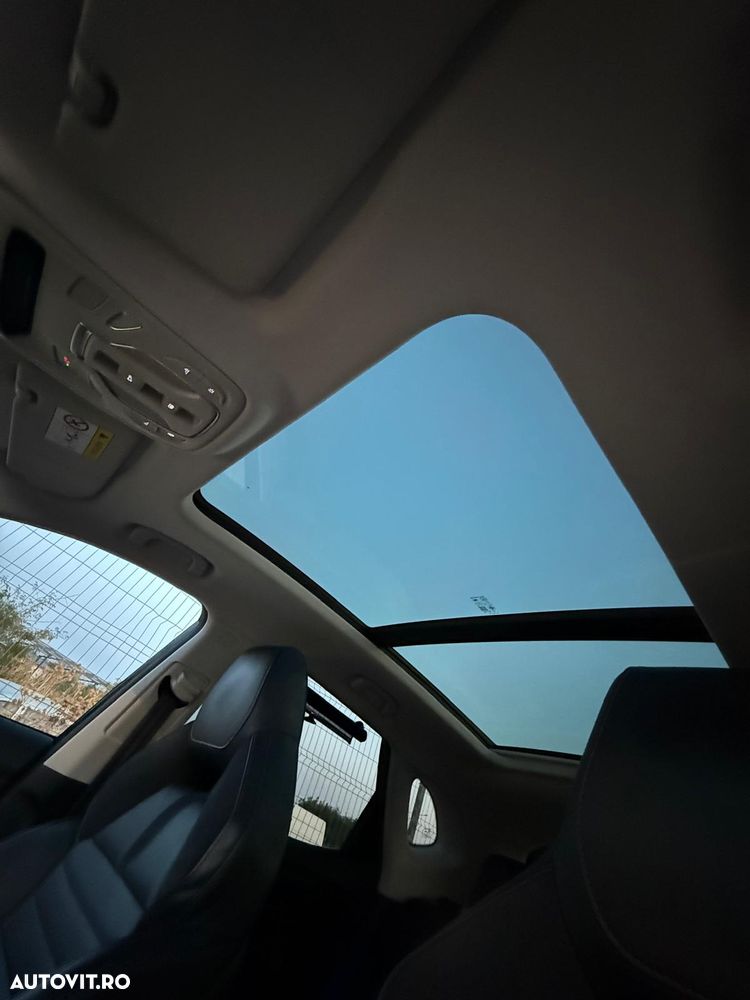 MG EHS 1.5 T-GDi AT PHEV Exclusive - 2