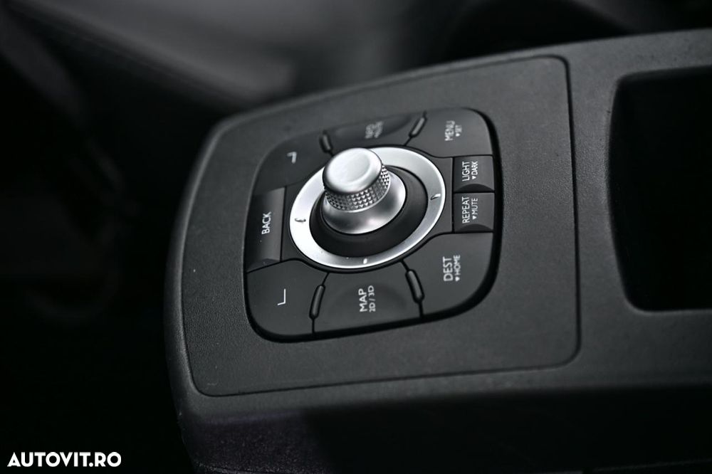 Renault Grand Scenic dCi 130 FAP Start & Stop Bose Edition - 17