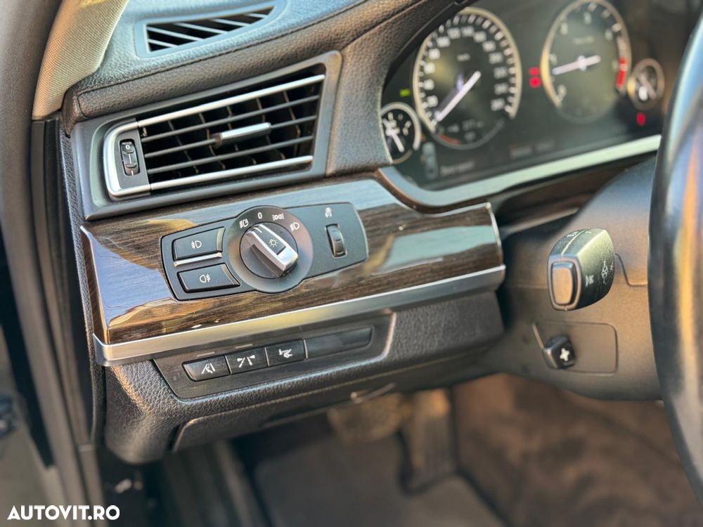 BMW Seria 7 730d Aut. - 15