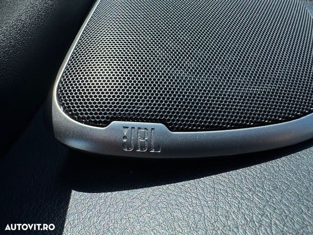 Toyota Hilux 2.8D 204CP 4x4 Double Cab AT Invincible - 13