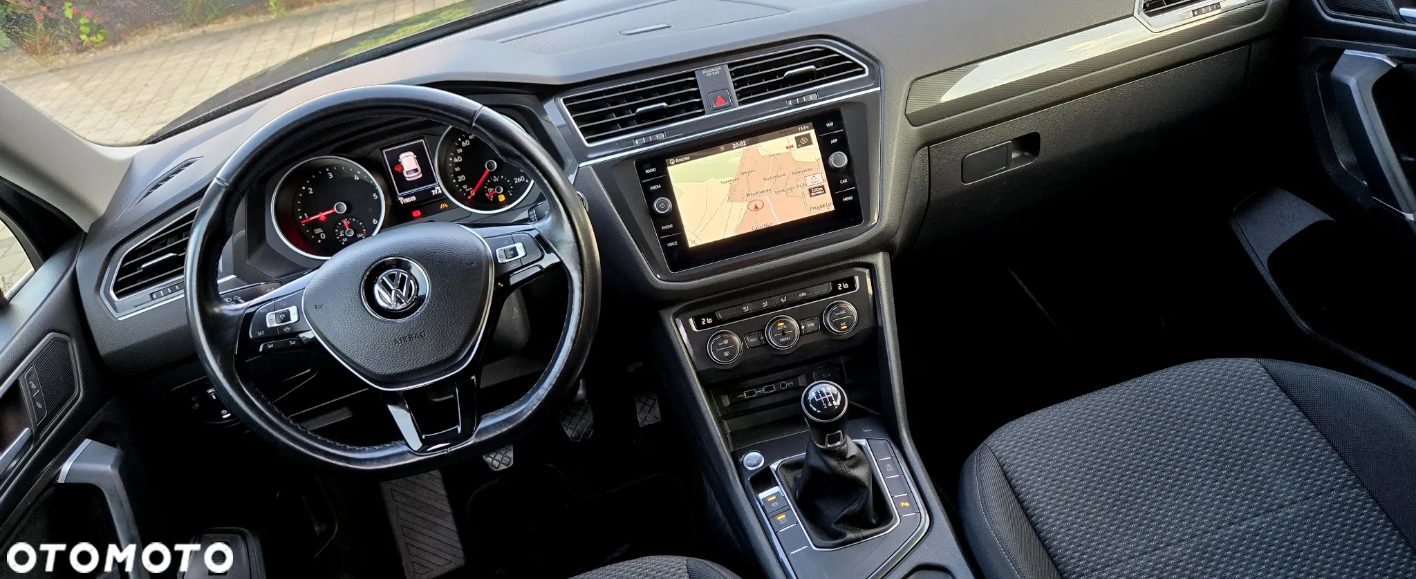Volkswagen Tiguan Allspace 2.0 TDI SCR Comfortline - 31