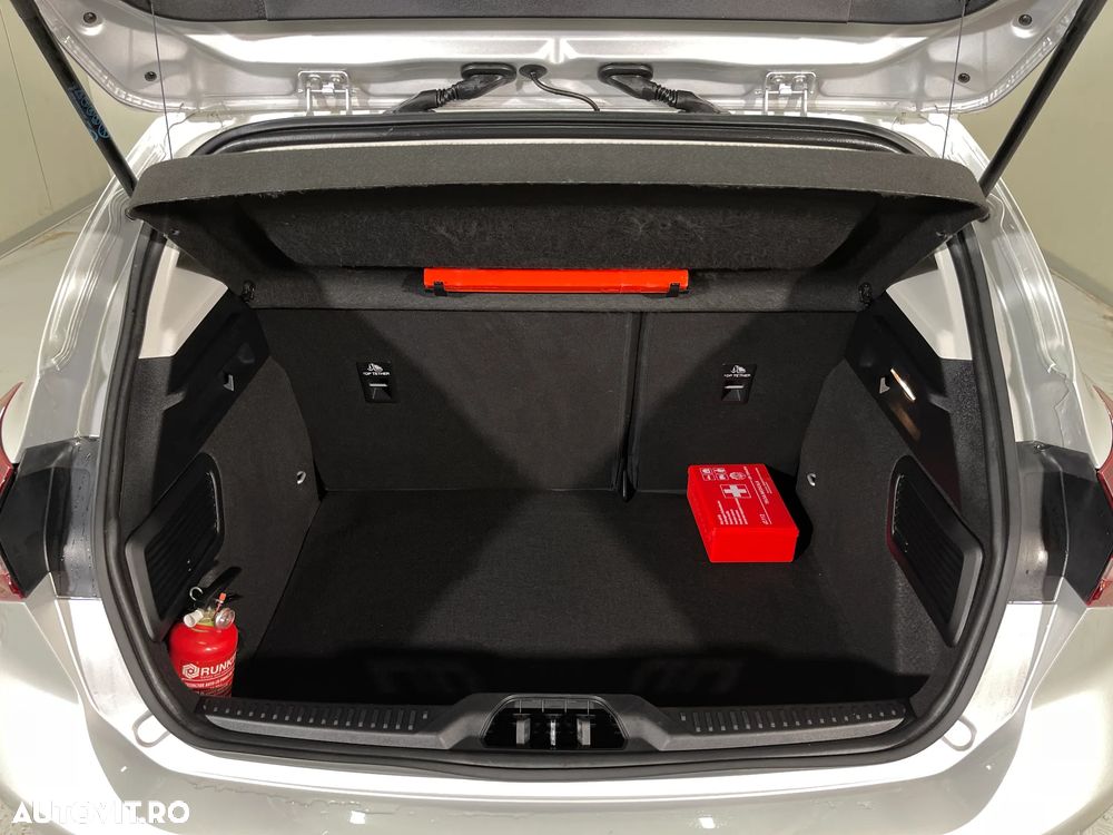 Ford Focus 1.5 EcoBlue Connected - 13