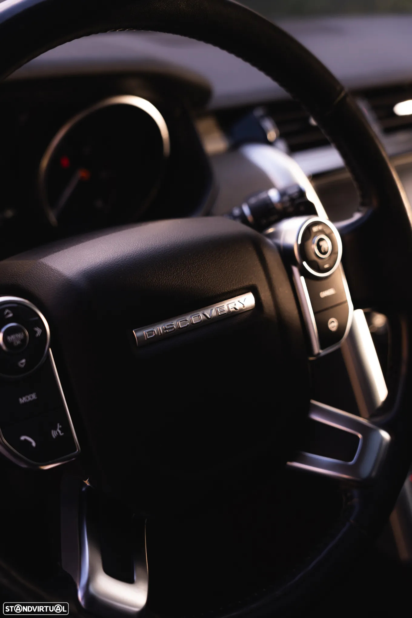 Land Rover Discovery 2.0 SD4 HSE Auto - 42