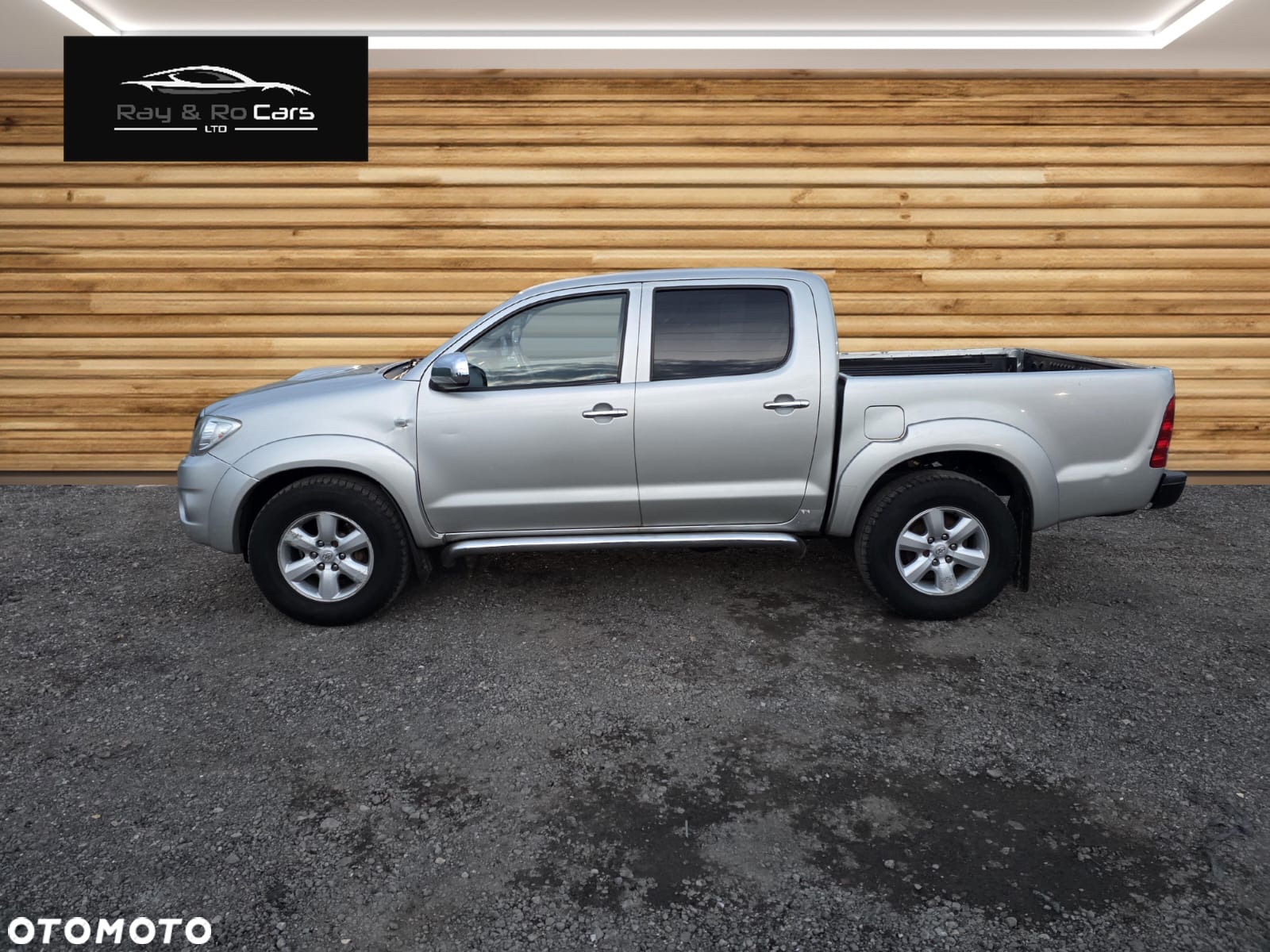 Toyota Hilux 3.0 D-4D Invincible