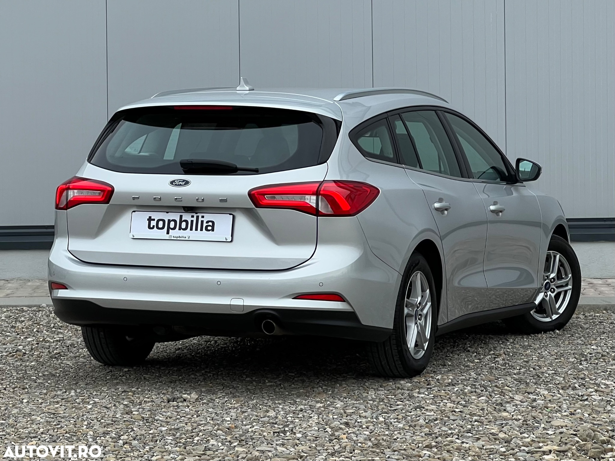 Ford Focus Turnier 1.5 EcoBlue Start-Stopp-System COOL&CONNECT DESIGN - 4