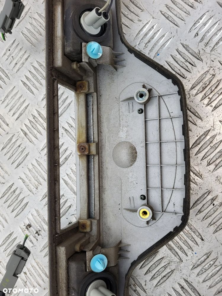 Kia Sportage II Blenda Klapy Bagażnika - 8