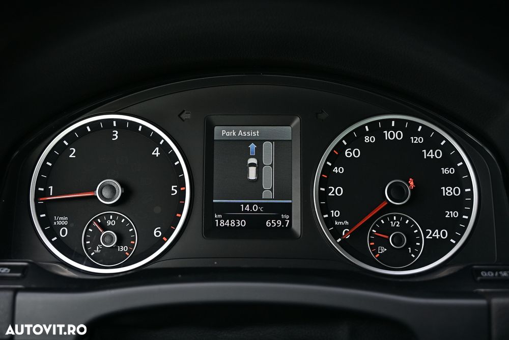 Volkswagen Tiguan 2.0 TDI 4Motion DSG Sport & Style - 18