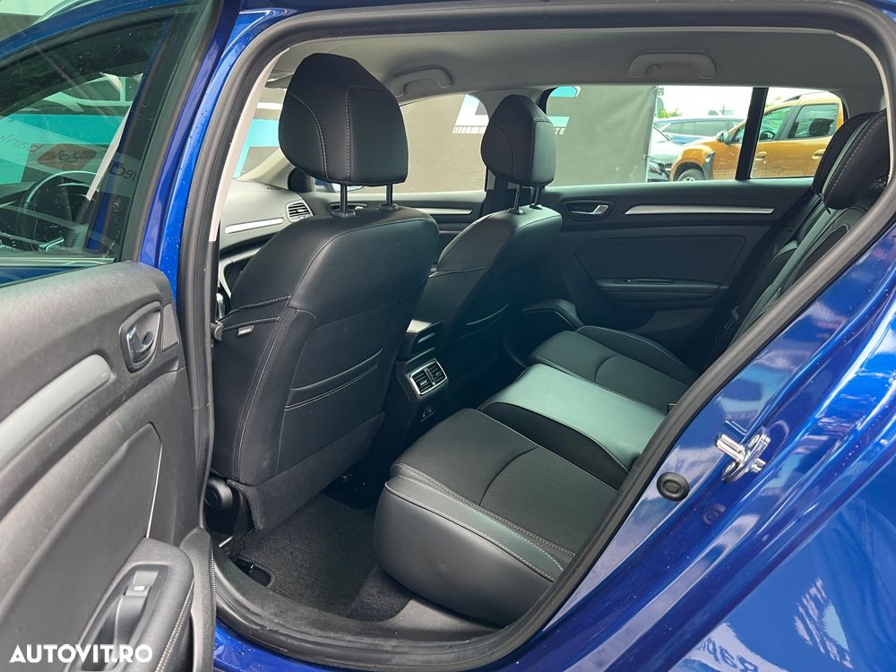 Renault Megane BLUE dCi 115 EDC INTENS - 33