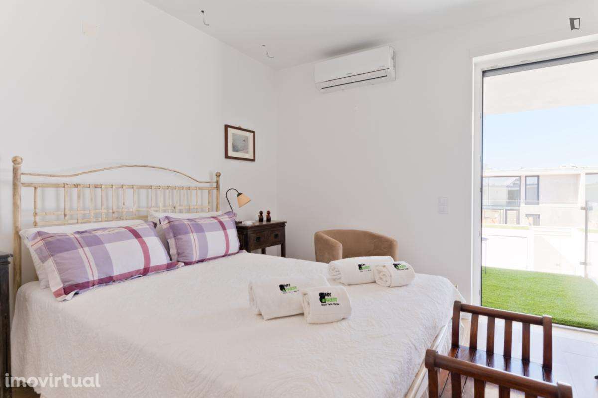 Casa com 2 quartos - localizado em Setubal - Grande imagem: 3/37