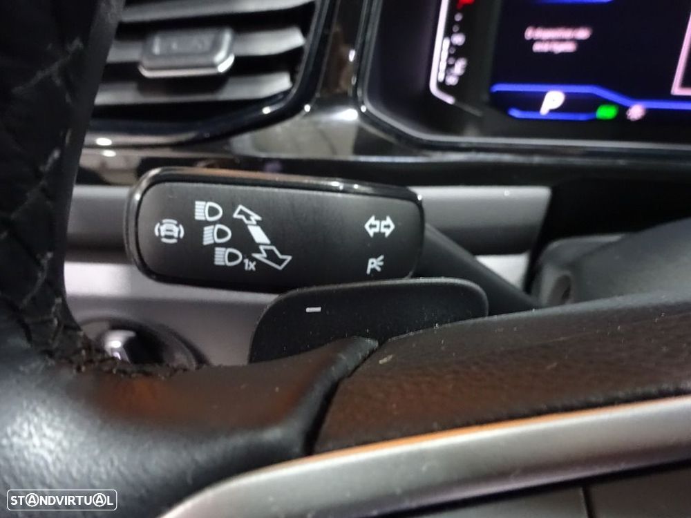 VW T-Roc 1.5 TSI R-Line DSG - 11