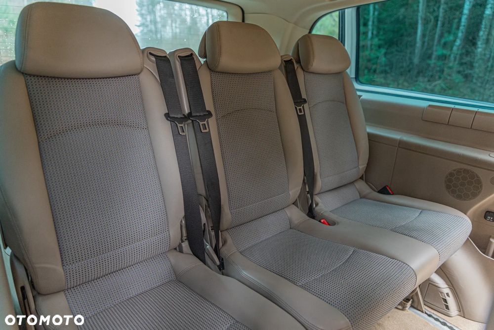 Mercedes-Benz Viano - 13
