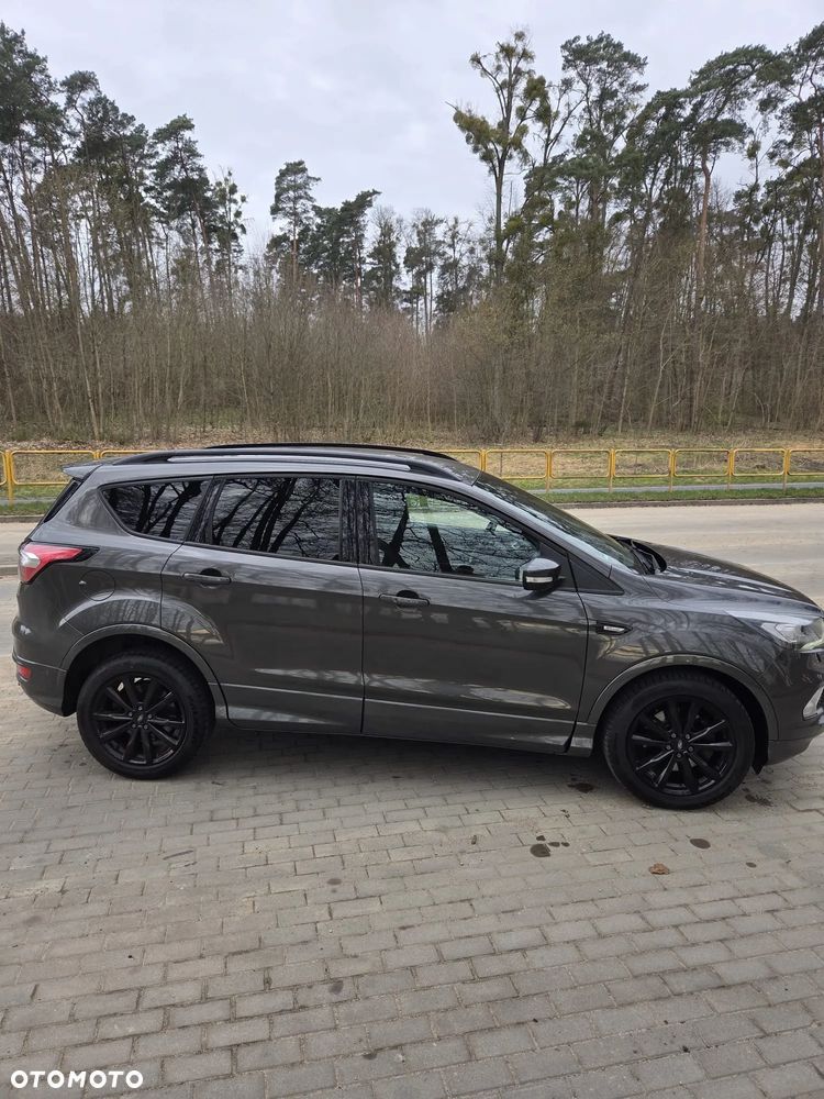 Ford Kuga 2.0 TDCi 4x4 ST-Line - 10