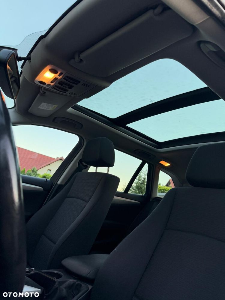 BMW X1 sDrive20d - 16
