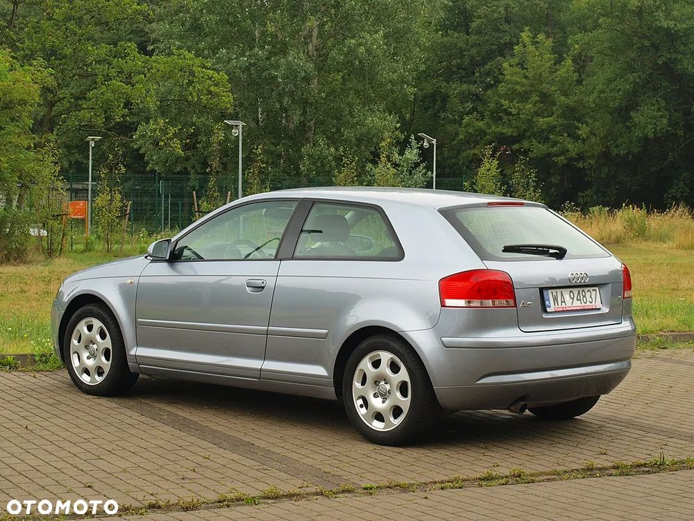 Audi A3 1.6 Ambition - 9