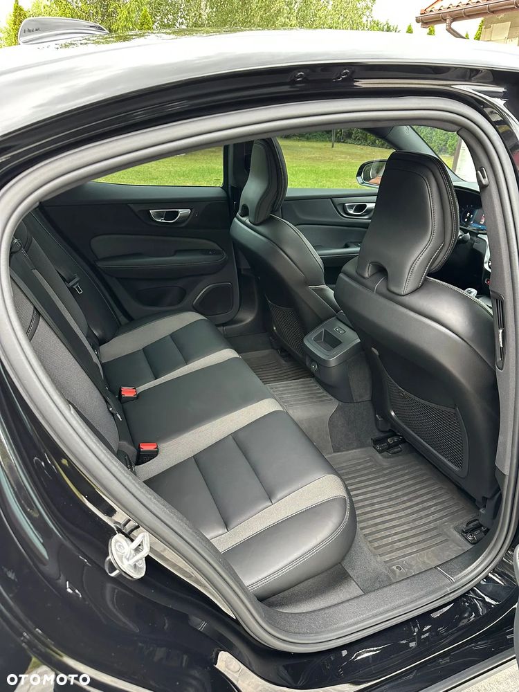 Volvo S60 - 12