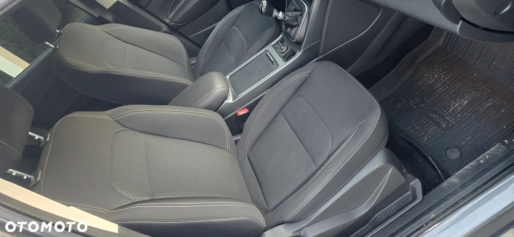 Ford Kuga 1.5 EcoBoost 2x4 Business Edition - 18