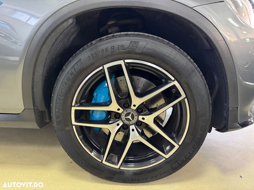 Mercedes-Benz GLC 350 e 4Matic 7G-TRONIC AMG Line - 7