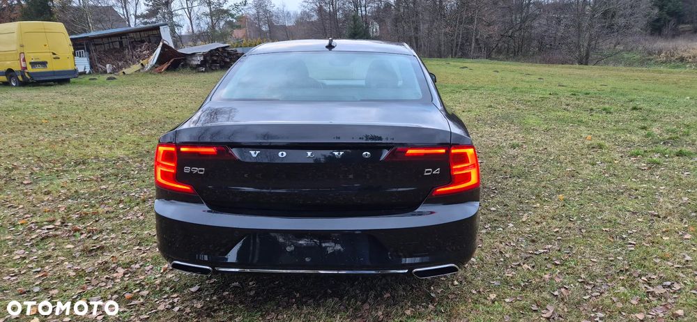 Volvo S90 D4 AWD Geartronic Momentum - 6